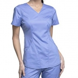 uniforme hospitalar feminino Tasso Fragoso